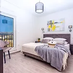 Cande Villa