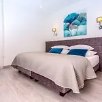 Cande Villa Šestanovac